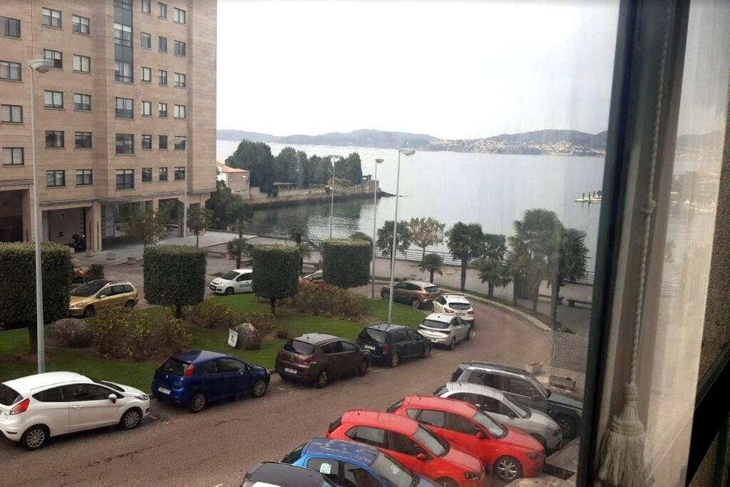 Piso En Bouzas Con Vistas A La Ria Apartment Vigo Exterior photo